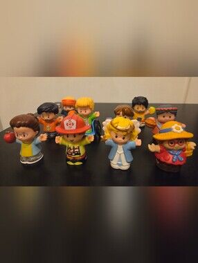 Little People Lot Of 10
